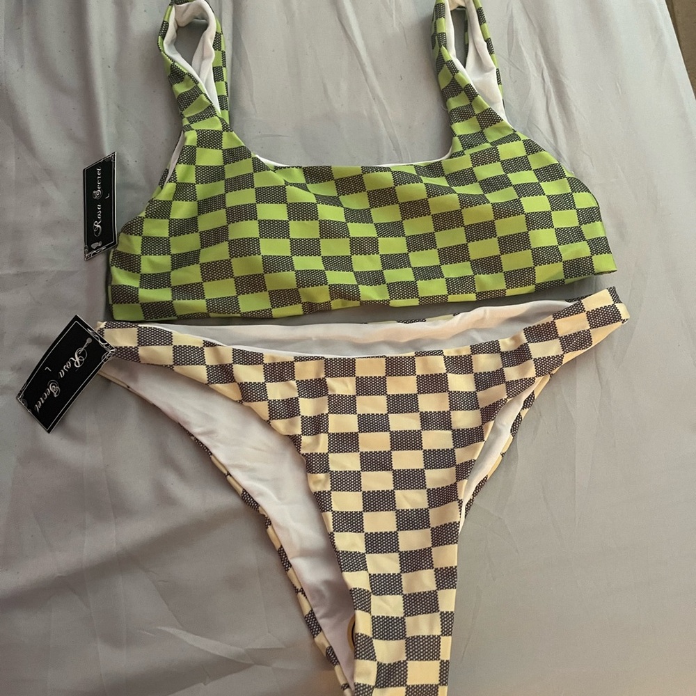 **SALE**Brand new Checkered Bikini Set, make an offer